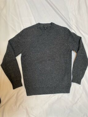 Club Monaco Men's Charcoal Speckled Crewneck Sweater, Small